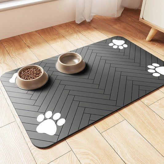 LYSSIID Alfombrilla Absorbente para Comederos Y Bebederos De Mascotas con Base De Goma Impermeable, Alfombrilla De Secado Rápido para Bebederos De Perros Y Gatos (Gris Oscuro a Rayas, 12"X19")